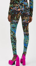 Load image into Gallery viewer, Ottodame Peacock Marbled Leggings
